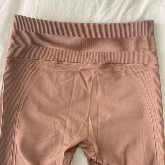 Lululemon ebb to street seamless leggings - Picture 4 of 7